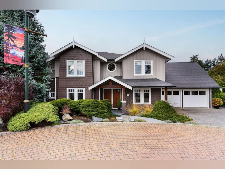 404 Margaret Lane, View Royal, BC, V9B 6M2