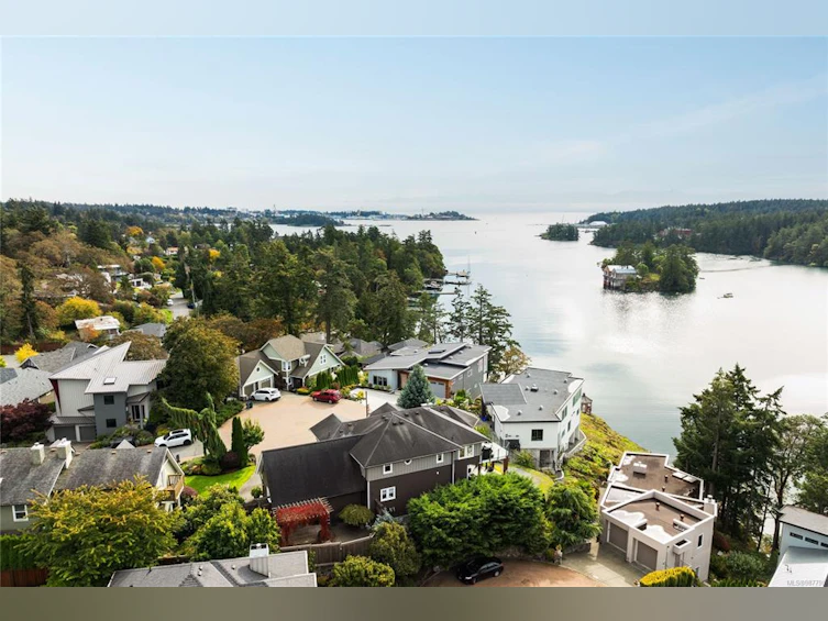 404 Margaret Lane, View Royal, BC, V9B 6M2 - 3