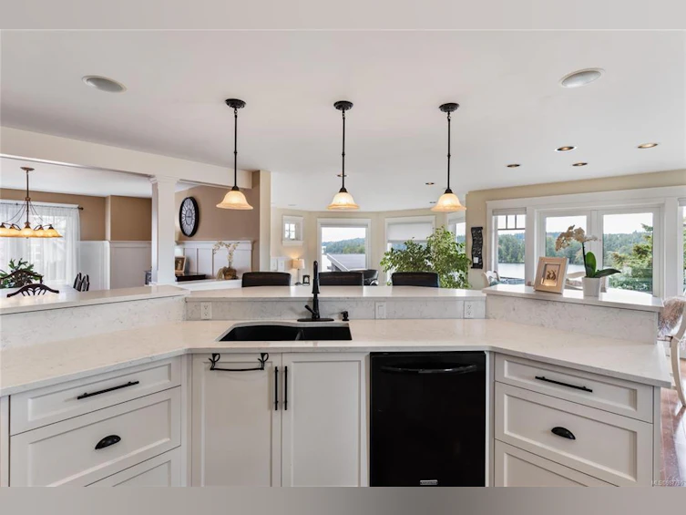 404 Margaret Lane, View Royal, BC, V9B 6M2 - 6