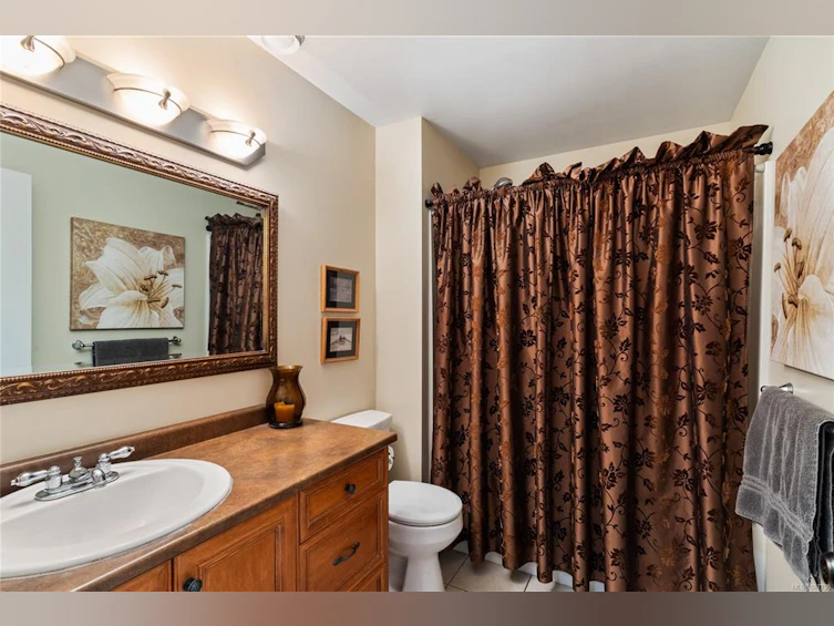 404 Margaret Lane, View Royal, BC, V9B 6M2 - 40