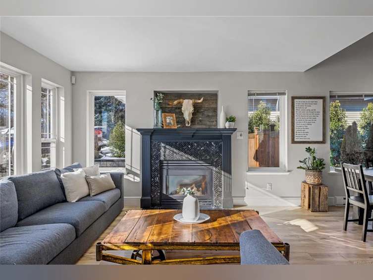 1075 Sunrise Drive, Qualicum Beach, BC, V9K 2K9 - 14