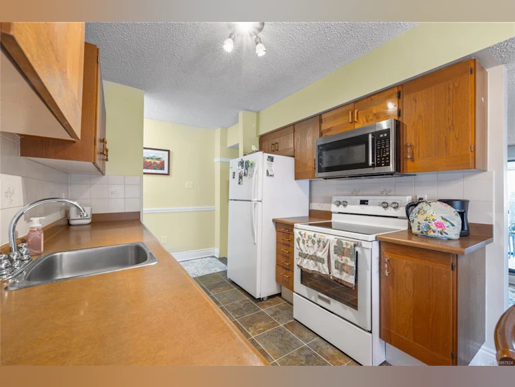 102-309 Morison Avenue, Parksville, BC, V9P 1M6 - 11