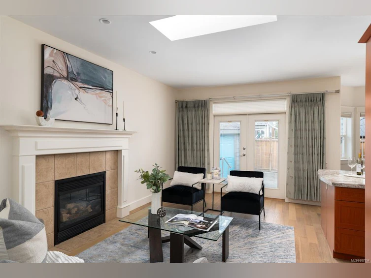 9622 Sixth Street, Sidney, BC, V8L 2W2 - 16