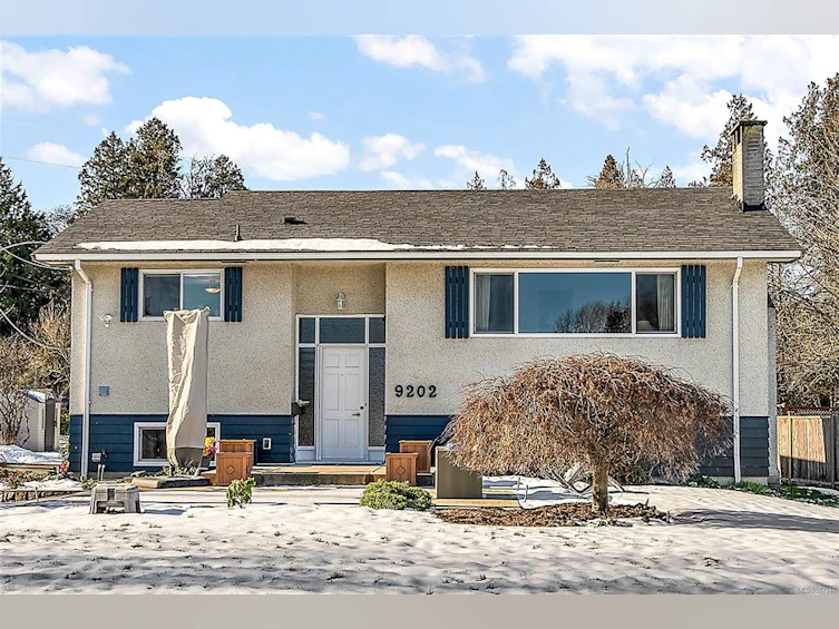 9202 Rideau Avenue, North Saanich, BC, V8L 1E8 - 7