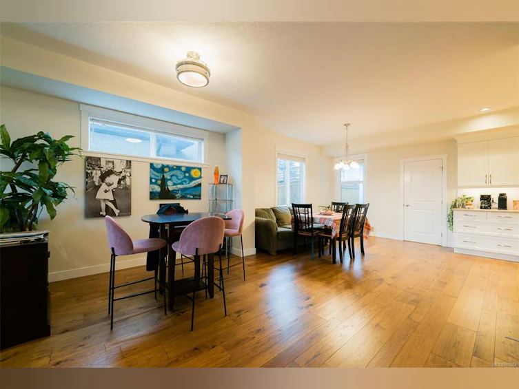429 & 431 Milton Street, Nanaimo, BC, V9R 2K9 - 7