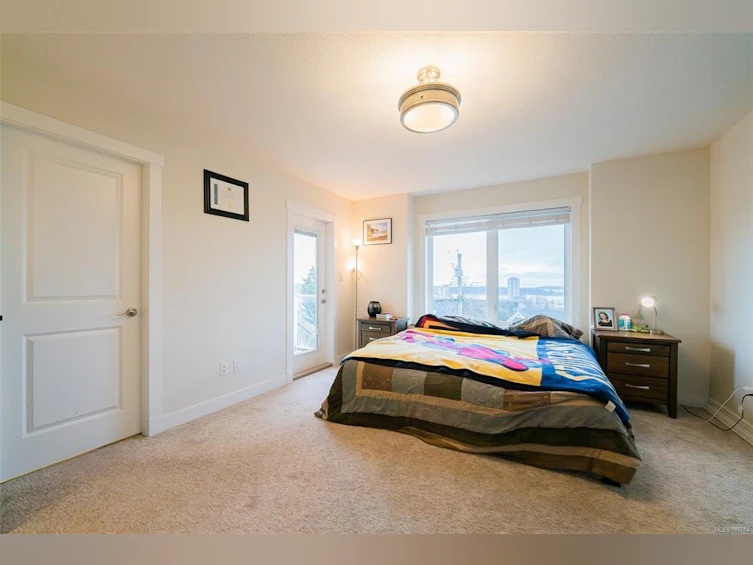 429 & 431 Milton Street, Nanaimo, BC, V9R 2K9 - 8