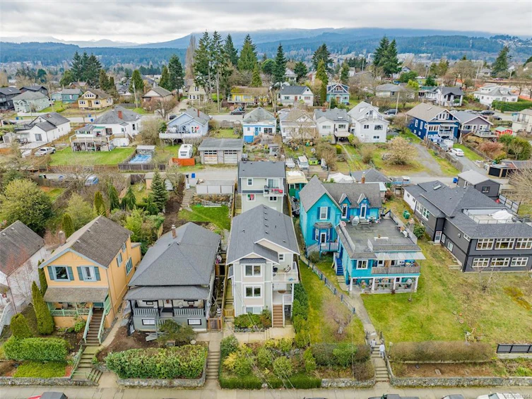 429 & 431 Milton Street, Nanaimo, BC, V9R 2K9 - 17