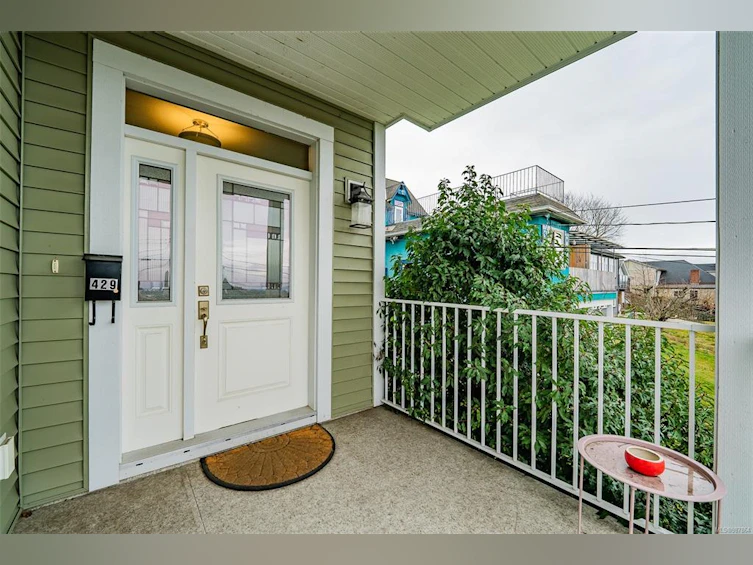 429 & 431 Milton Street, Nanaimo, BC, V9R 2K9 - 19