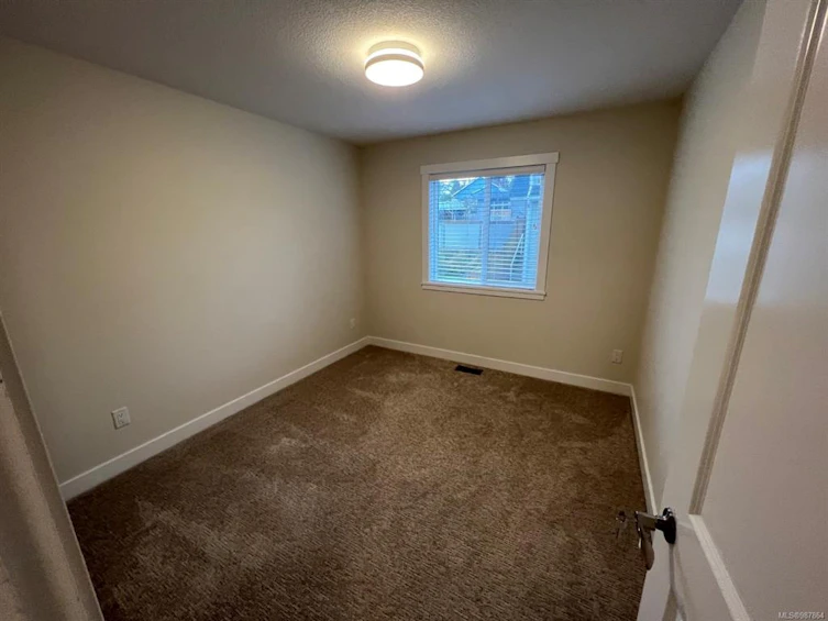 429 & 431 Milton Street, Nanaimo, BC, V9R 2K9 - 28