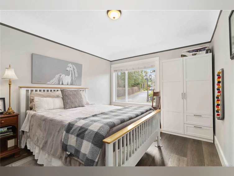10 Phillion Place, Esquimalt, BC, V9A 4H9 - 24
