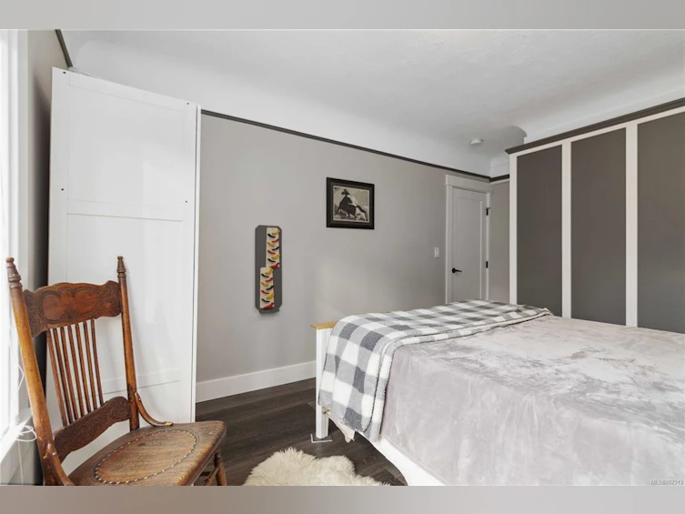 10 Phillion Place, Esquimalt, BC, V9A 4H9 - 26