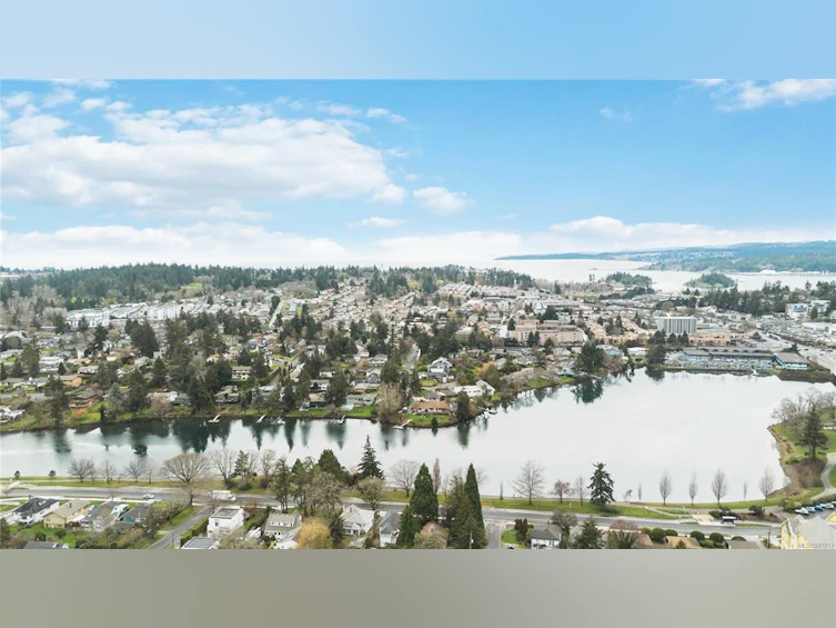 10 Phillion Place, Esquimalt, BC, V9A 4H9 - 73