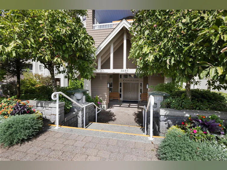 112-5685 Edgewater Lane, Nanaimo, BC, V9T 6K3 - 36