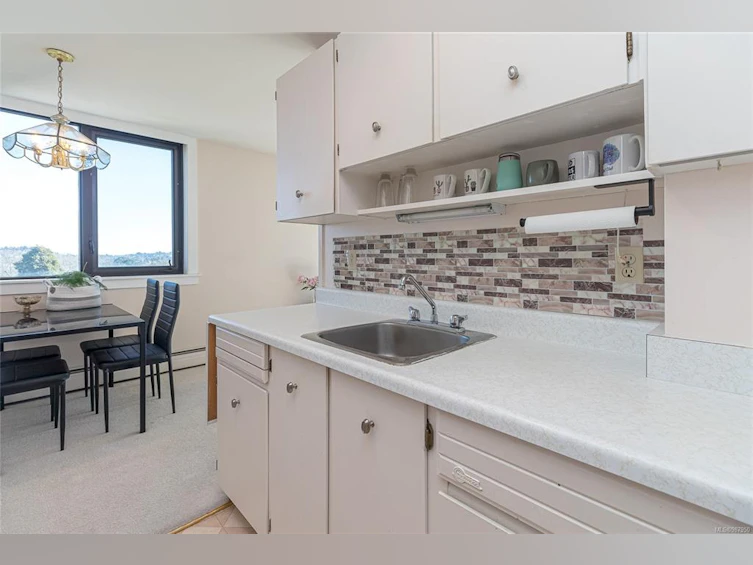 1006-647 Michigan Street, Victoria, BC, V8V 1S9 - 24