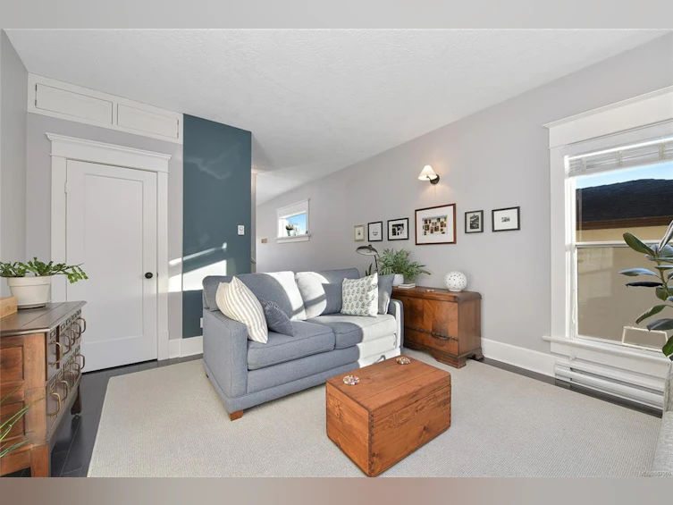 2715 Asquith Street, Victoria, BC, V8R 3Y6 - 3