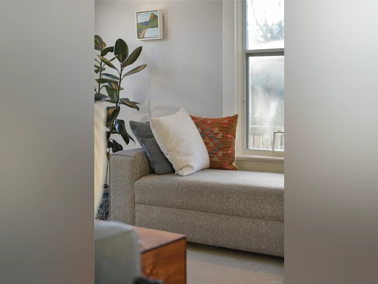 2715 Asquith Street, Victoria, BC, V8R 3Y6 - 6