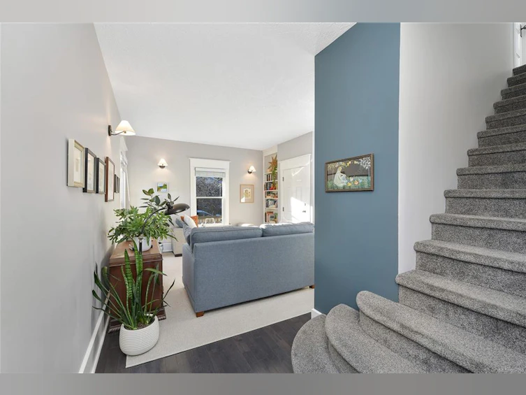 2715 Asquith Street, Victoria, BC, V8R 3Y6 - 22