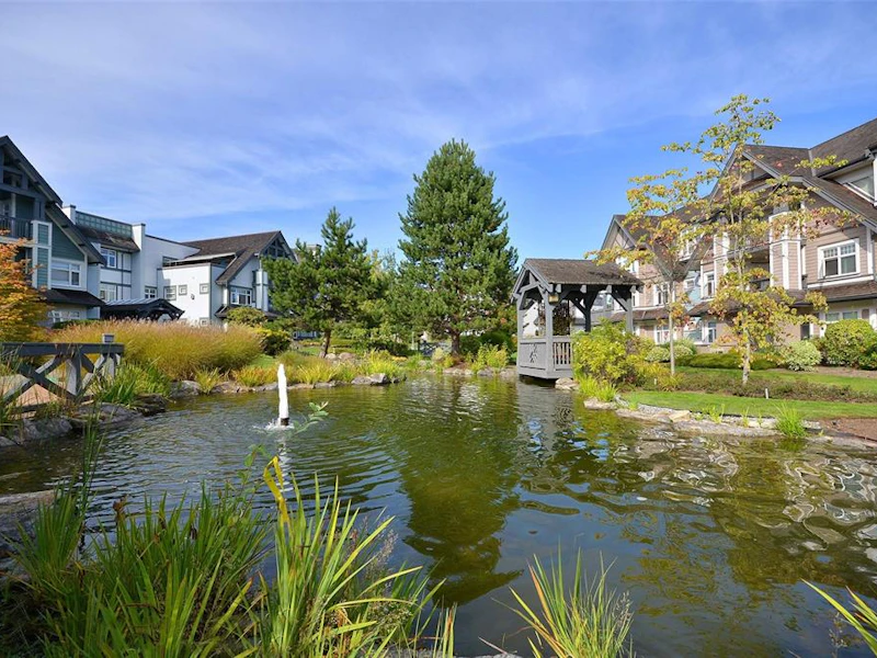 337 - 4490 Chatterton Way, Saanich BC V8X 5H7