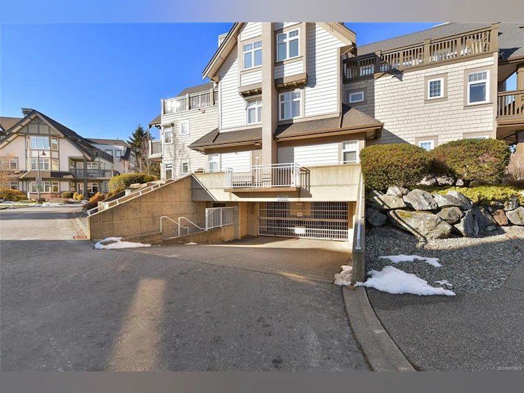 337-4490 Chatterton Way, Saanich, BC, V8X 5H7 - 56