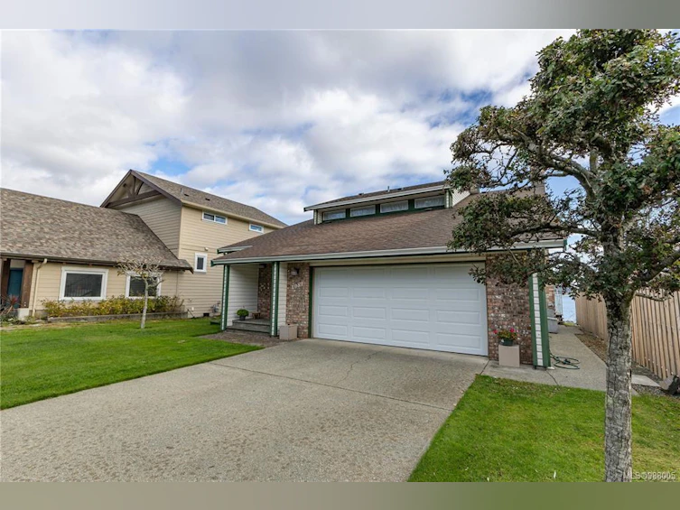 1081 S Island Highway, Campbell River, BC, V9W 1B4 - 26