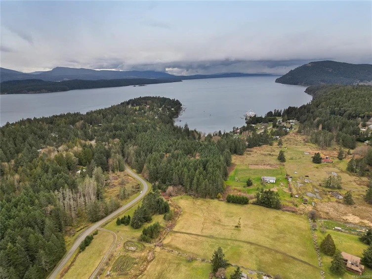 281 Merryman Drive, Mayne Island, BC, V0N 2J2 - 31