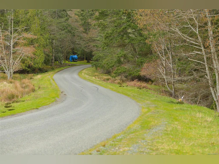 281 Merryman Drive, Mayne Island, BC, V0N 2J2 - 39