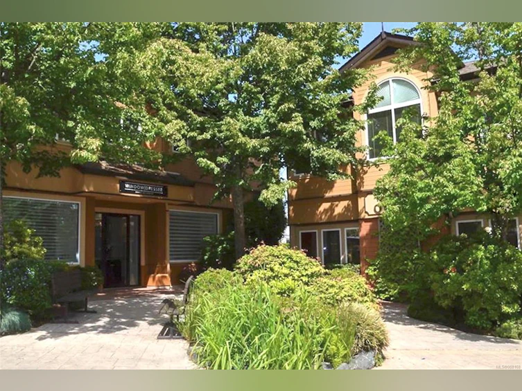 7-707 Primrose Street, Qualicum Beach, BC, V9K 2K1 - 2