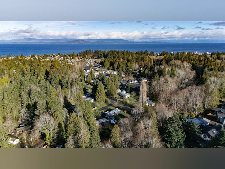 1534 Mason Trail, French Creek, BC, V9P 1X9 - 39