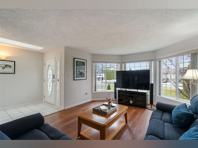 71 Magnolia Drive, Parksville, BC, V9P 2P6 - 2