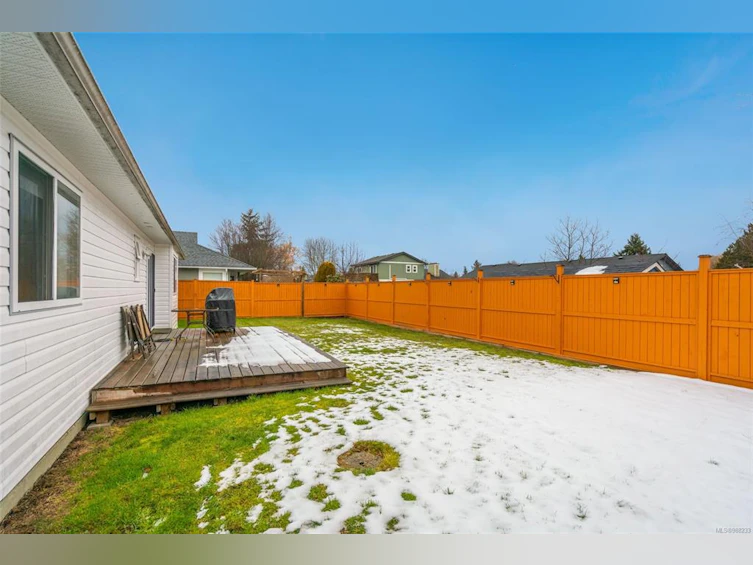 71 Magnolia Drive, Parksville, BC, V9P 2P6 - 32