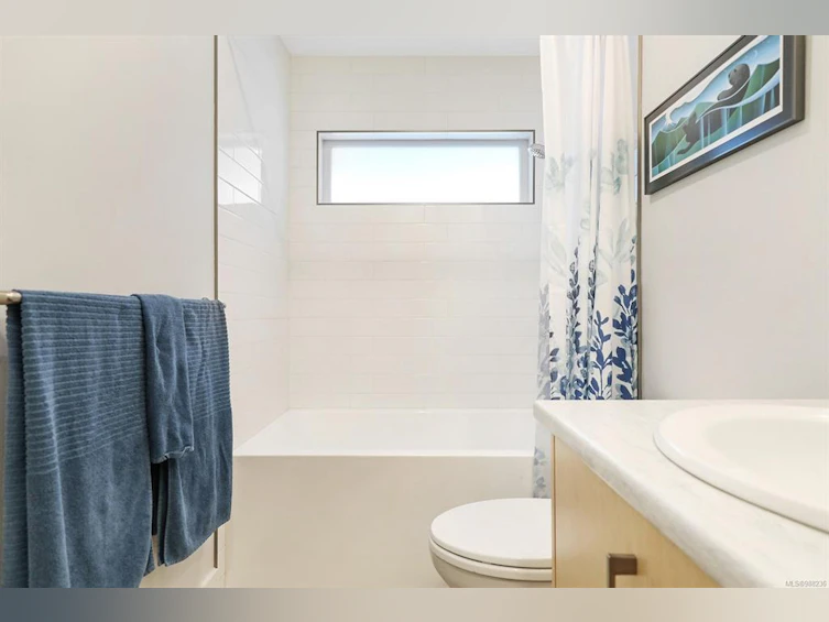 383 Ships Point Road, Fanny Bay, BC, V0R 1W0 - 34