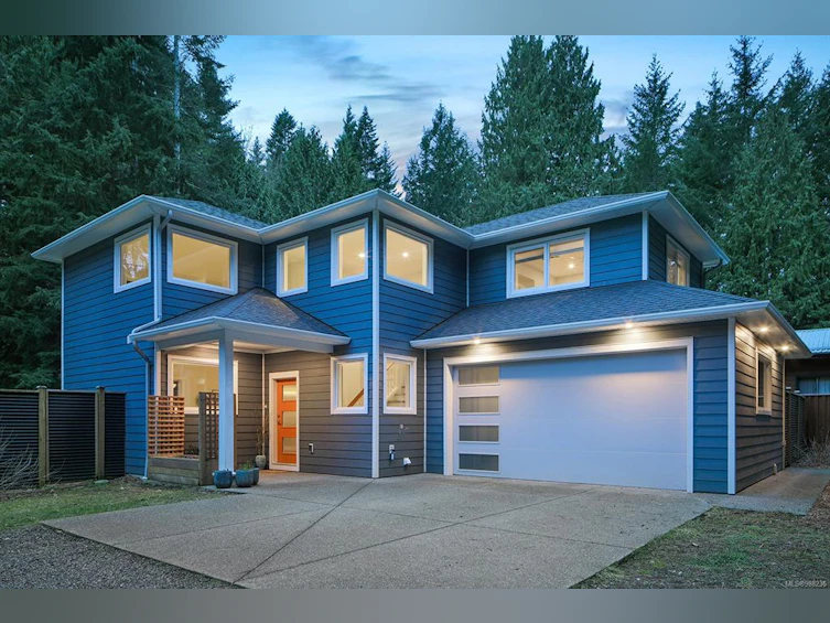 383 Ships Point Road, Fanny Bay, BC, V0R 1W0 - 3