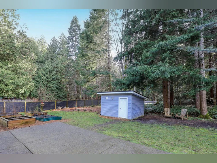 383 Ships Point Road, Fanny Bay, BC, V0R 1W0 - 39