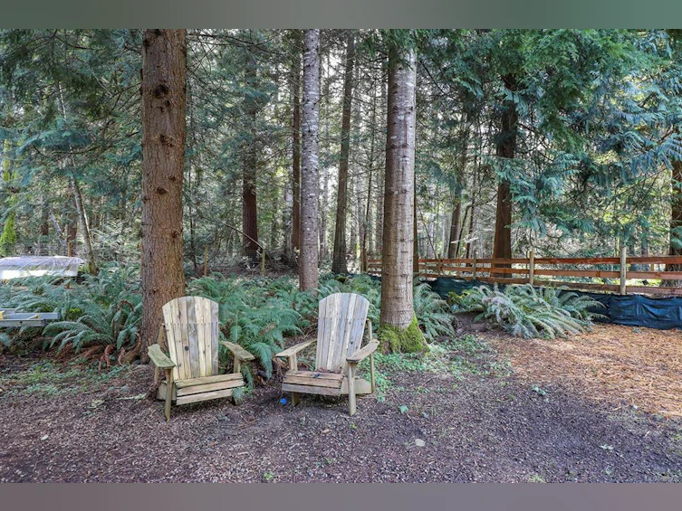 383 Ships Point Road, Fanny Bay, BC, V0R 1W0 - 41