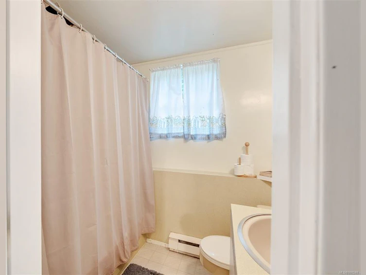 570 Waugh Road, Mayne Island, BC, V0N 2J1 - 33