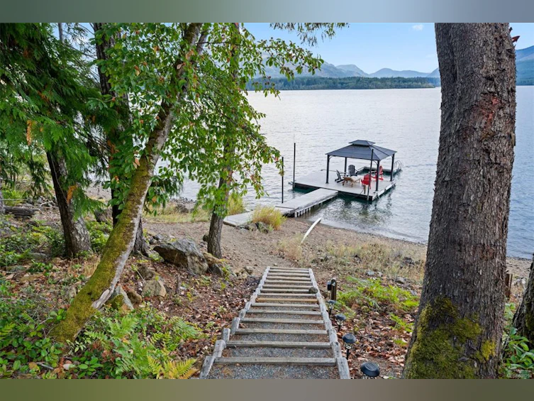 9712 Marble Bay Road, Lake Cowichan, BC, V0R 2G0 - 6