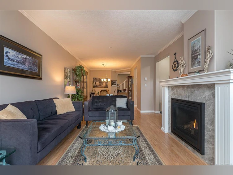 107-2250 James White Boulevard, Sidney, BC, V8L 1Z4 - 7