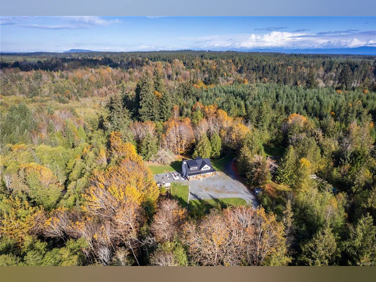 880 Ohiat Road, Qualicum Beach, BC, V9K 2M8 - 13