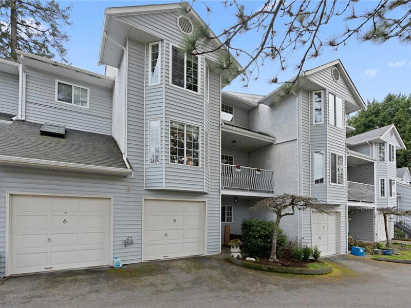 5 - 3993 Columbine Way, Saanich BC V8Z 6Z2