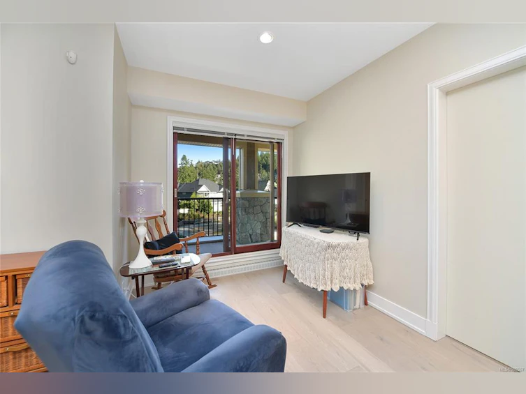 220-1325 Bear Mountain Pkwy, Langford, BC, V9B 6T8 - 4