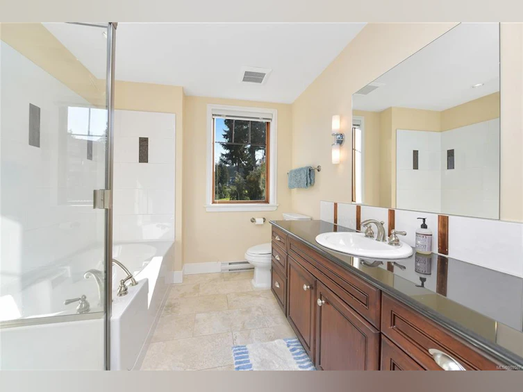 220-1325 Bear Mountain Pkwy, Langford, BC, V9B 6T8 - 10