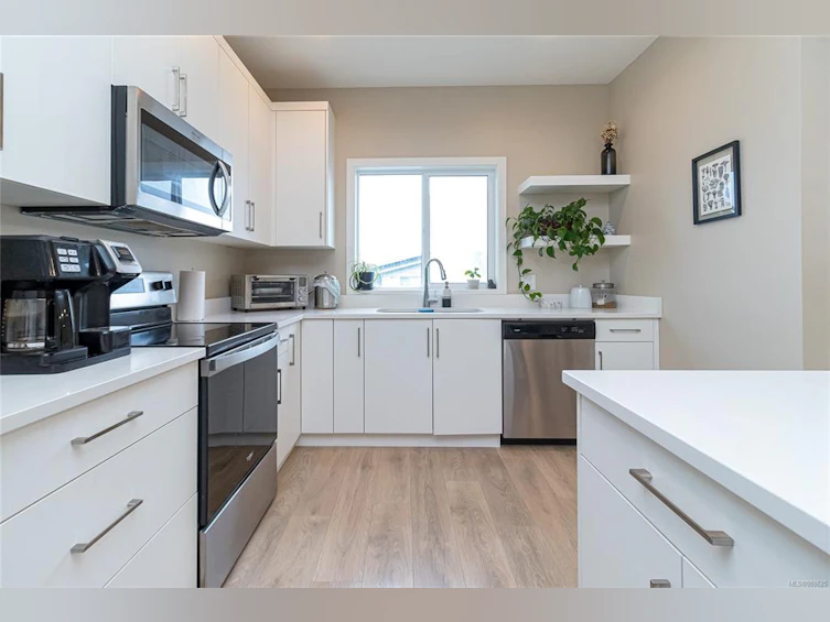 3496 Myles Mansell Road, Langford, BC, V9C 0N6 - 12