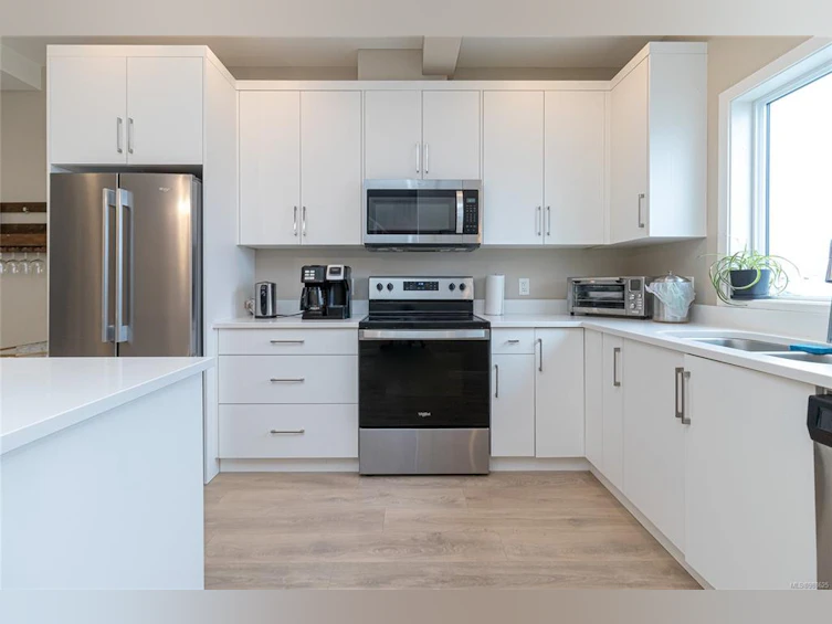 3496 Myles Mansell Road, Langford, BC, V9C 0N6 - 14