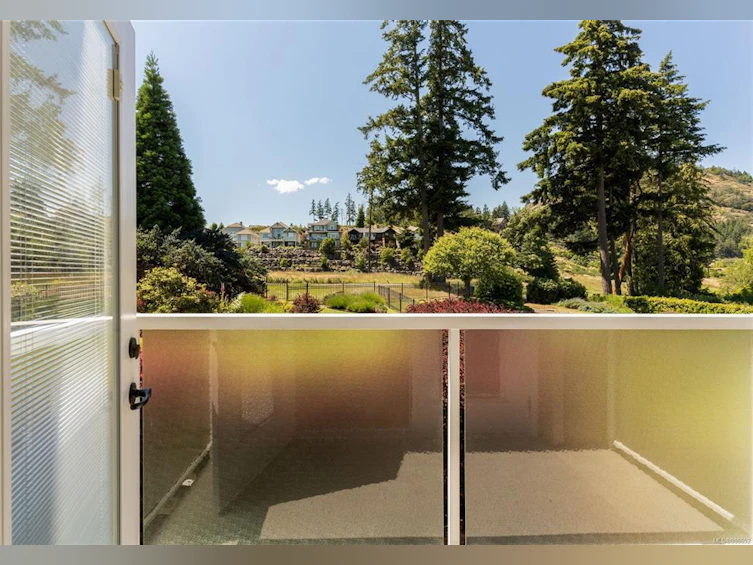 2032 Troon Court, Langford, BC, V9B 6R6 - 20