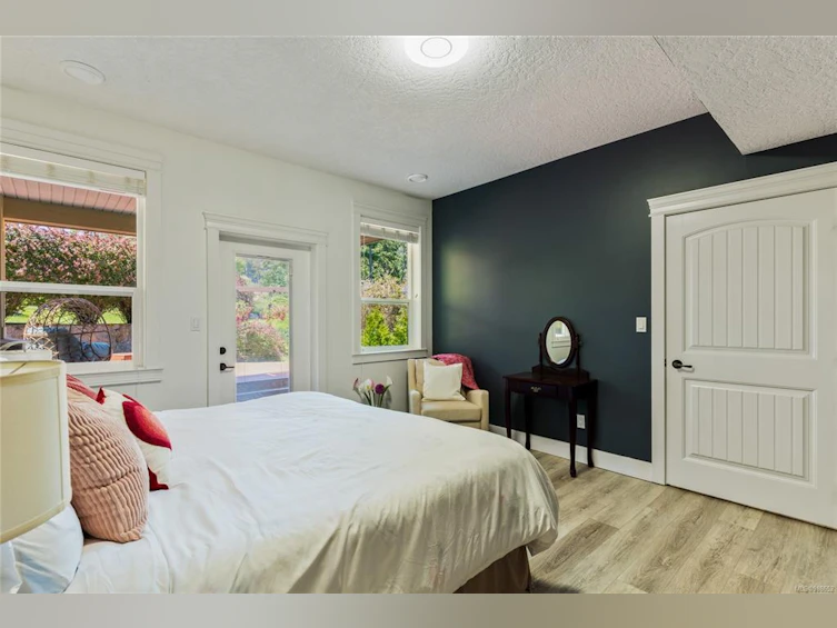 2032 Troon Court, Langford, BC, V9B 6R6 - 30