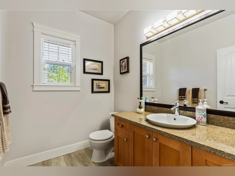2032 Troon Court, Langford, BC, V9B 6R6 - 45
