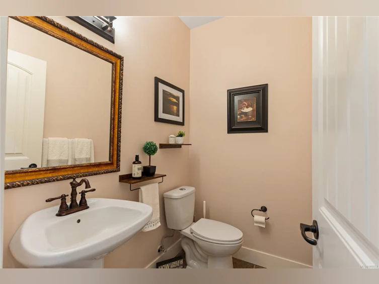 2032 Troon Court, Langford, BC, V9B 6R6 - 48