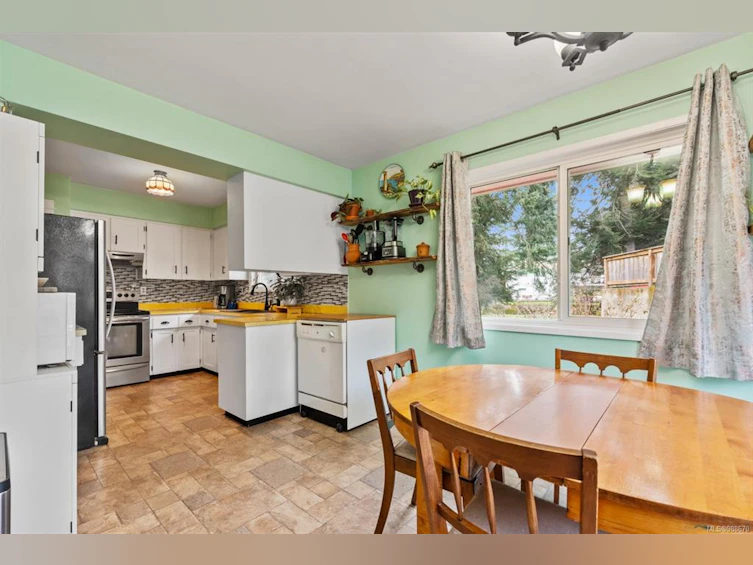 3398 Addlington Place, Colwood, BC, V9C 2H5 - 6