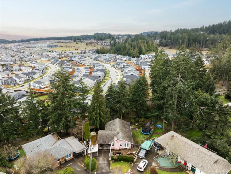 3398 Addlington Place, Colwood, BC, V9C 2H5 - 36