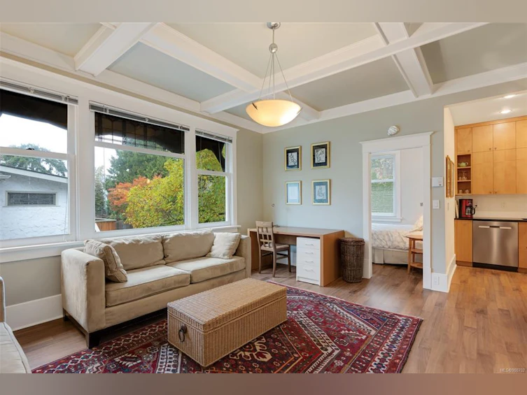 1330 Minto Street, Victoria, BC, V8S 1P4 - 46